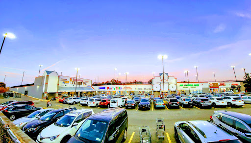 Grocery Store «Super Stop & Shop», reviews and photos, 7417 Grand Ave, Maspeth, NY 11378, USA