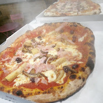 Plats et boissons du Pizzeria O' Vesuvio gusto napoletano à Nîmes - n°20