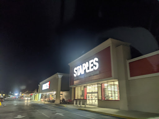 Office Supply Store «Staples», reviews and photos, 3552 Pelham Pkwy, Pelham, AL 35124, USA