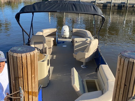 Boat Rental Service «Boat Rentals at Naples Bay Resort», reviews and photos, 1500 5th Ave S, Naples, FL 34102, USA