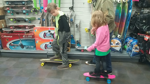 Sporting Goods Store «Big 5 Sporting Goods - Simi Valley», reviews and photos, 1203 E Los Angeles Ave, Simi Valley, CA 93065, USA