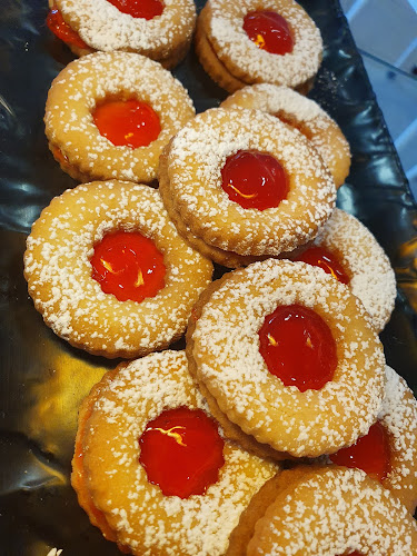 100 Mania's Snack-bar & Pastelaria - Cafeteria