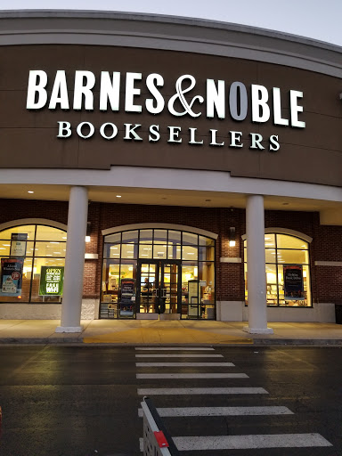 Book Store «Barnes & Noble», reviews and photos, 1980 N Dixie Hwy, Elizabethtown, KY 42701, USA