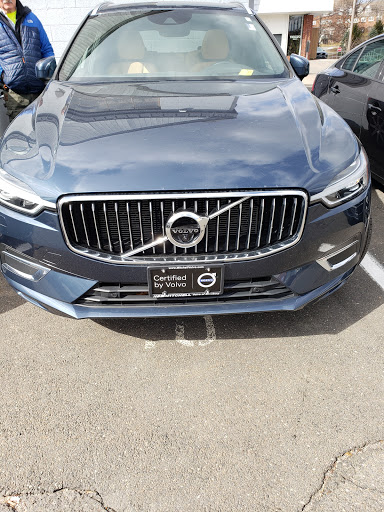 Volvo Dealer «Mitchell Volvo Cars of Simsbury», reviews and photos, 384 Hopmeadow St, Simsbury, CT 06070, USA