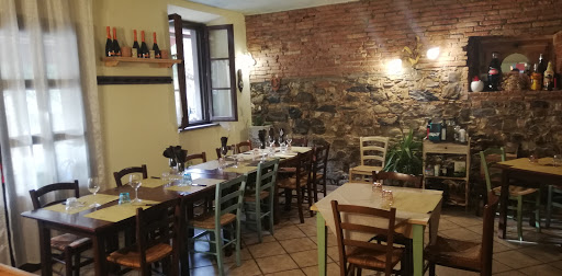 Bar Trattoria Pizzeria Da Gino E Gina in Santa Luce, Provincia di Pisa