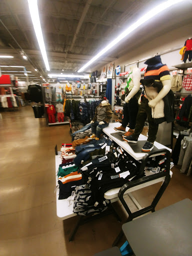 Clothing Store «Old Navy», reviews and photos, 2828 E 3rd St, Bloomington, IN 47401, USA