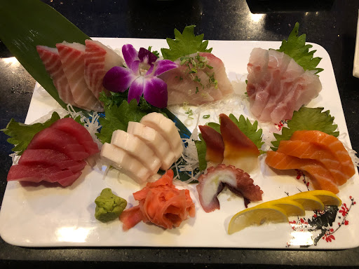 Sakura Sushi Bar & Grill image 6