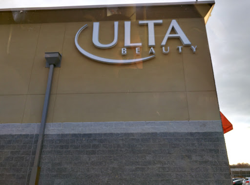 Hair Salon «Ulta Beauty», reviews and photos, 2130 Mall Rd, Newark, DE 19702, USA