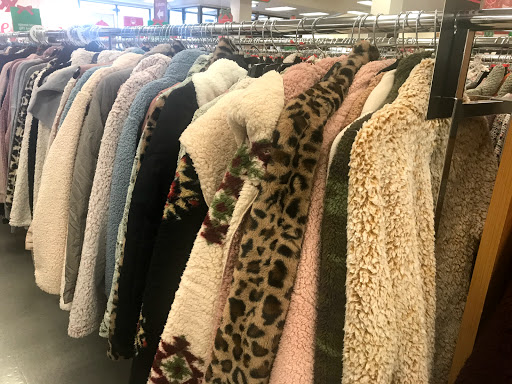 Department Store «T.J. Maxx», reviews and photos, 68 Frontage Rd, East Haven, CT 06512, USA