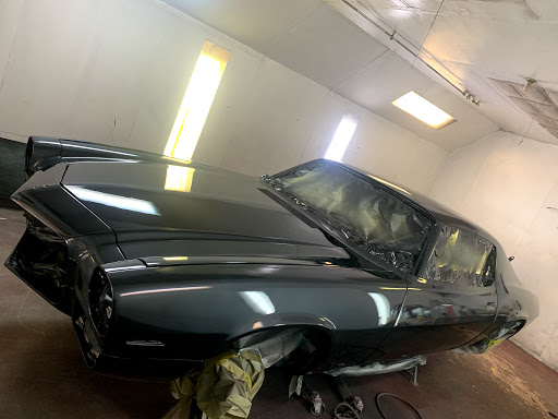 Auto Body Shop «Karma Automotive Collision Repair», reviews and photos, 3200 E Jefferson St, Grand Prairie, TX 75051, USA