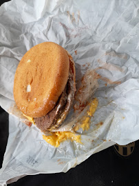 Cheeseburger du Restauration rapide McDonald's à Cabriès - n°1