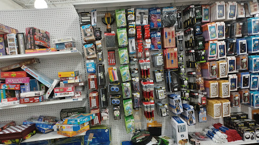 Thrift Store «Goodwill Ocala Superstore Adjacent to Paddock Mall», reviews and photos, 2830 SW 27th Ave, Ocala, FL 34471, USA