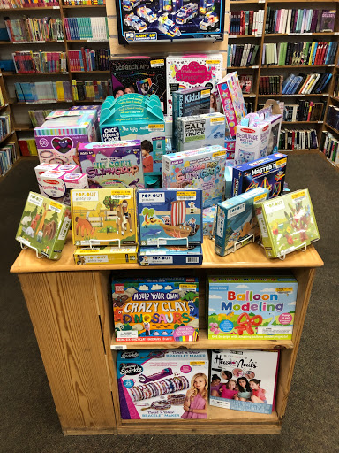 Book Store «Half Price Books», reviews and photos, 4322 E Cactus Rd, Phoenix, AZ 85032, USA