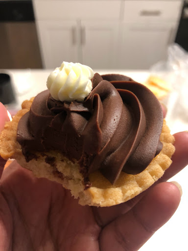 Restaurant «La Baguette French Bread and Pastry Shop», reviews and photos, 3088 Poplar Ave, Memphis, TN 38111, USA