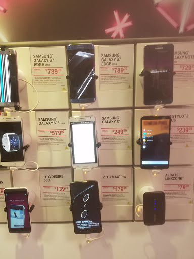 Cell Phone Store «T-Mobile», reviews and photos, 225 E 4th Ave, San Mateo, CA 94401, USA