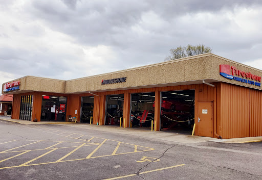 Tire Shop «Firestone Complete Auto Care», reviews and photos, 1960 Irving Park Rd, Hanover Park, IL 60133, USA