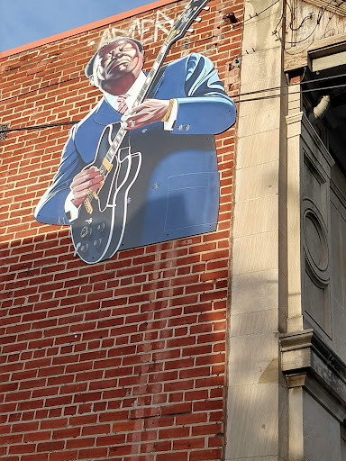 Live Music Venue «Live at the Ludlow Garage», reviews and photos, 342 Ludlow Ave, Cincinnati, OH 45220, USA