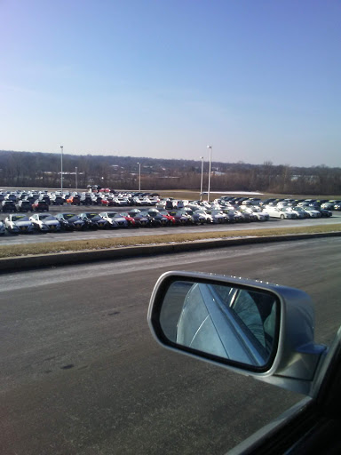 Nissan Dealer «St. Charles Nissan», reviews and photos, 5625 Veterans Memorial Pkwy, St Peters, MO 63376, USA