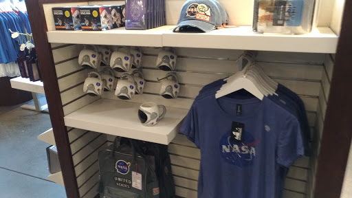 Gift Shop «Stellar Emporium Gift Shop», reviews and photos, 2800 E Observatory Rd, Los Angeles, CA 90027, USA