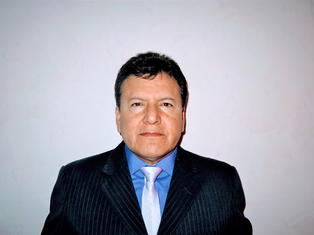 Opiniones de Dr. Ivan M. Salazar en Quito - Cirujano plástico