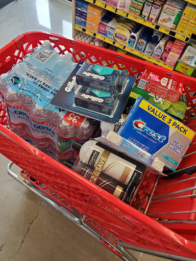 Grocery Store «Grocery Outlet Bargain Market», reviews and photos, 3566 W Shaw Ave, Fresno, CA 93711, USA