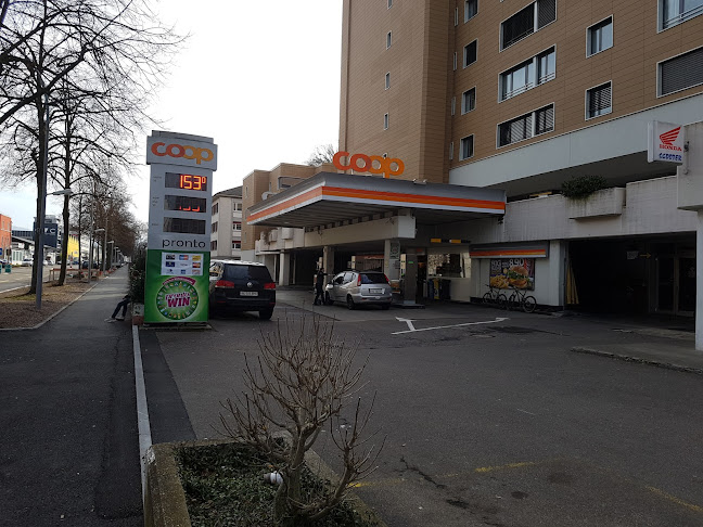 Coop Pronto Shop mit Tankstelle Basel Reinacherstrasse - Tankstelle