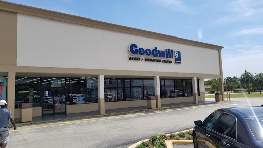 Goodwill Riviera Beach/Broadway Store & Donation Center, 3500 Broadway, Riviera Beach, FL 33404, USA, 