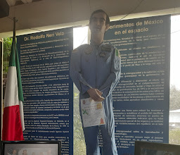 Edificio constelaciones photo