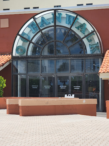 Shopping Mall «Oceanwalk Mall», reviews and photos, 101 N Ocean Dr, Hollywood, FL 33019, USA