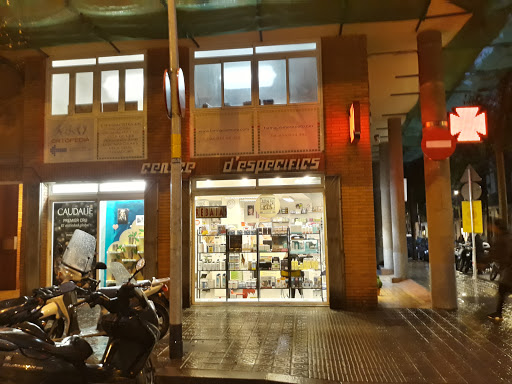 Información y opiniones sobre Farmàcia Moré de Barcelona