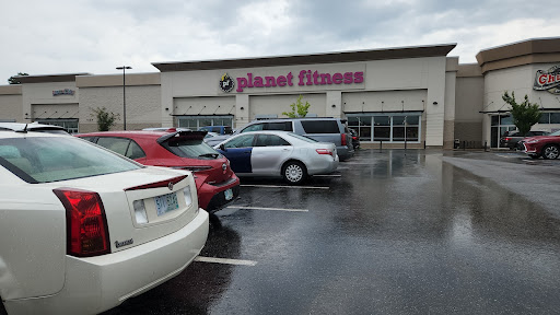 Gym «Planet Fitness», reviews and photos, 736 Huse Rd, Manchester, NH 03103, USA
