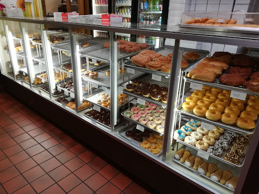 Donut Shop «Great American Donut Shop», reviews and photos, 901 US-31 BYP, Bowling Green, KY 42101, USA