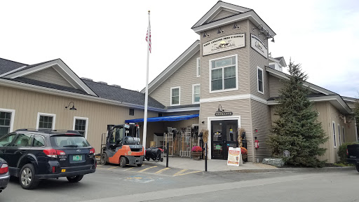 Animal Feed Store «West Lebanon Feed & Supply», reviews and photos, 12 Railroad Ave, West Lebanon, NH 03784, USA
