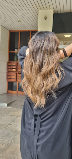 Ona Salón  by cris en Palamós, Girona