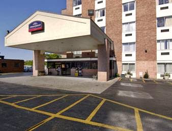 Hotel «Howard Johnson Closest to the Falls and Casino», reviews and photos, 454 Main St, Niagara Falls, NY 14301, USA