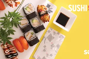 Sushi Hub Plumpton image