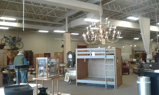 Thrift Store «Ditto Upscale Resale», reviews and photos, 571 E 8th St, Holland, MI 49423, USA