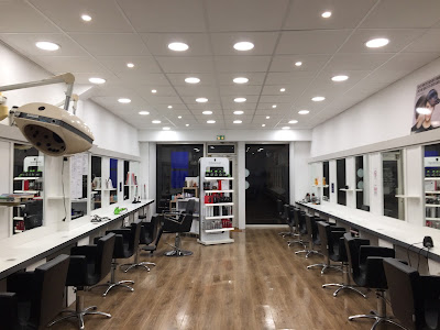 Fréquence Beauté Coiffure à Conflans-Sainte-Honorine
