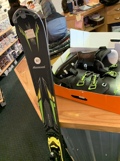 Ski Shop «Potter Brothers Ski and Snowboard», reviews and photos, 57 City View Terrace, Kingston, NY 12401, USA