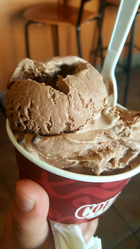 Ice Cream Shop «Cold Stone Creamery», reviews and photos, 39 S Dubuque St, Iowa City, IA 52240, USA