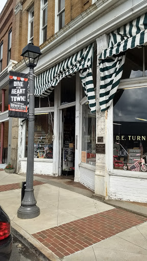 Hardware Store «D E Turner & Co Hardware Store», reviews and photos, 111 N Main St, Mooresville, NC 28115, USA