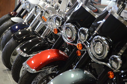 Motorcycle Dealer «Phantom Harley-Davidson», reviews and photos, 291 N Cypress Dr, Manteno, IL 60950, USA