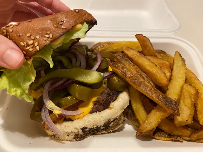 Burger Bar - Reštaurácia