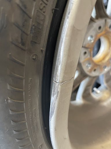 Auto Repair Shop «D S Auto Experts», reviews and photos, 2500 E Main St, Visalia, CA 93292, USA