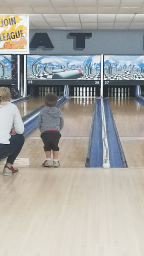 Bowling Alley «Alley Kat Lane», reviews and photos, 7 Tarkiln Rd, Kingston, MA 02364, USA