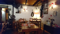 Atmosphère du Restaurant Le Bougnat à Mont-Dore - n°9
