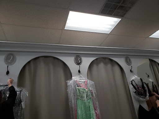 Bridal Shop «Prom USA Bridal & Formal Wear Boutique», reviews and photos, 2080 Fairburn Rd, Douglasville, GA 30135, USA