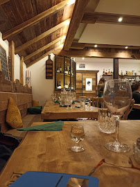Atmosphère du Restaurant LE REFUGE à Les Avanchers-Valmorel - n°3