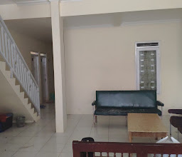 Kost Putri Square photo