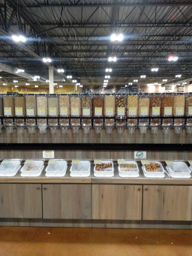 Grocery Store «Fresh Thyme Farmers Market - Kenosha», reviews and photos, 7100 Green Bay Rd, Kenosha, WI 53142, USA